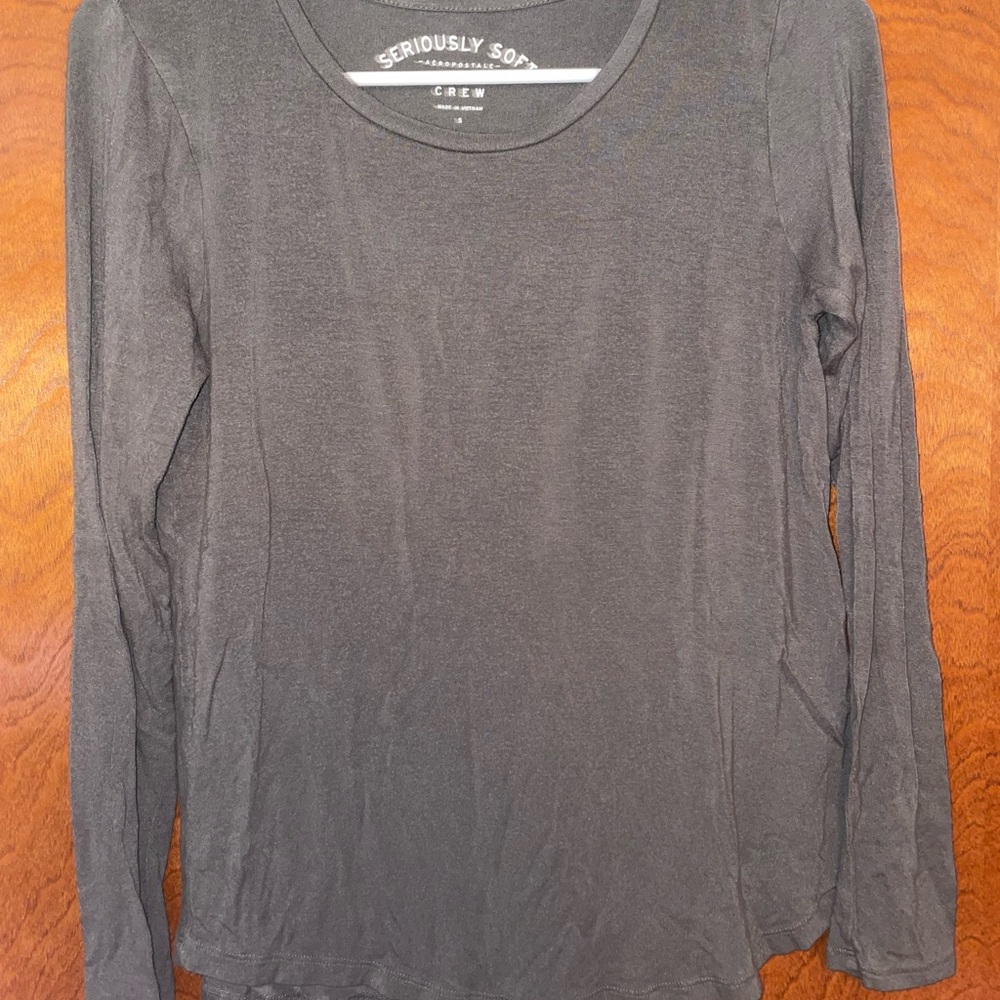 Aeropostale Gray Fitted Long Sleeve T-Shirt